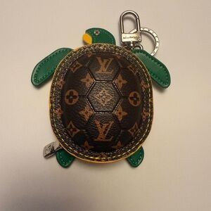 Louis Vuitton Turtle Keychain pouch